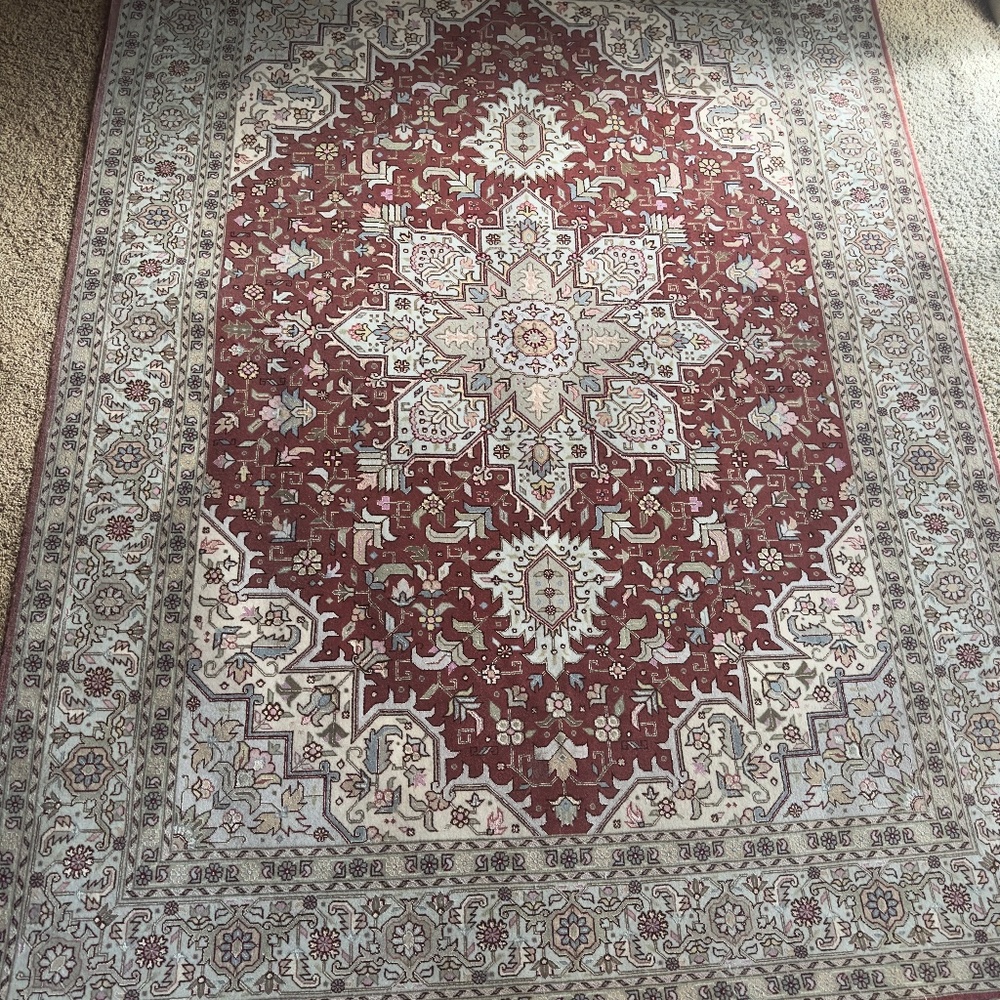 Persian Silk Rug, 6"10' X4"10'=6X4, Totally Silk, Brand New, Privately imported!